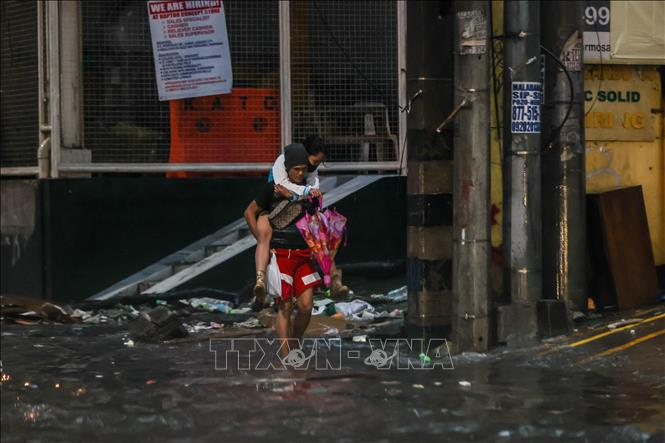 Bão Fengshen gây thương vong, Philippines sơ tán hàng chục nghìn người